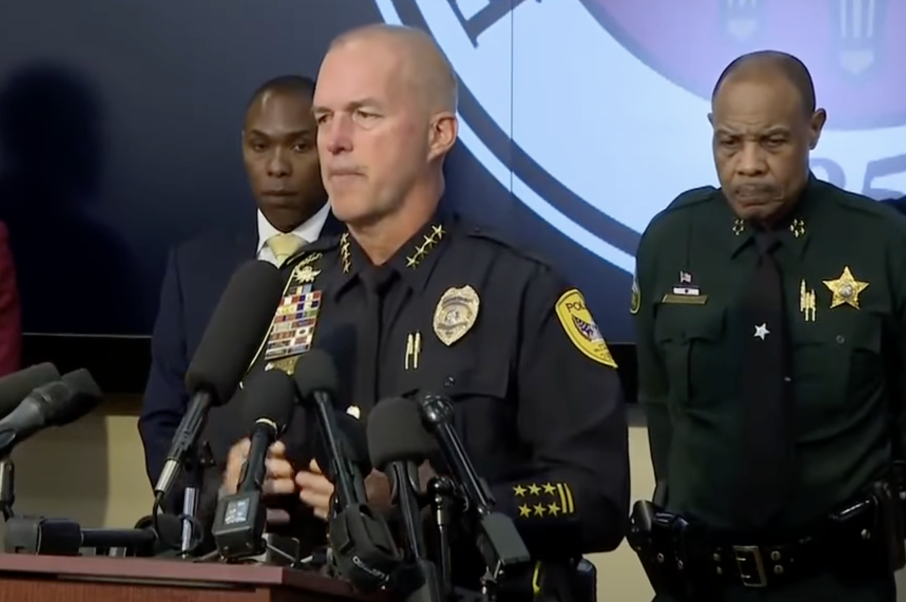 फ्लोरिडा स्टेट युनिभर्सिटीमा ‘मास सुटिङ’, दुईको मृत्यु, छ घाइते